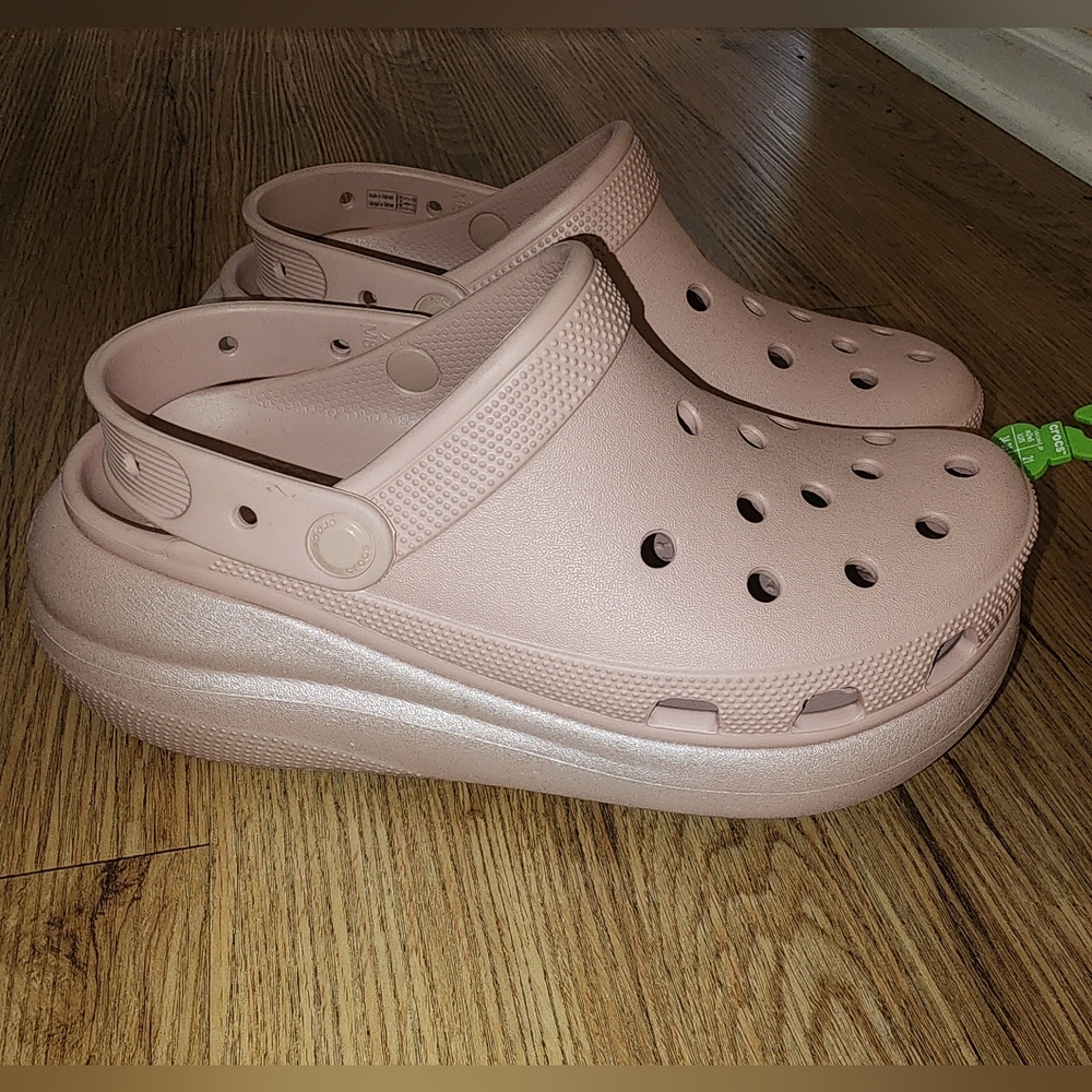 M8/W10 - New CROCS Crush Shimmer Slip On Platform Clogs Shoes Pink - Picture 3 of 9